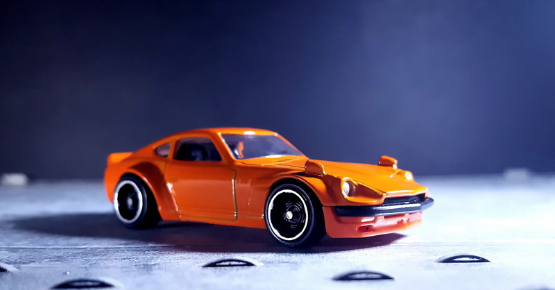 Illustration for article titled An orange Z